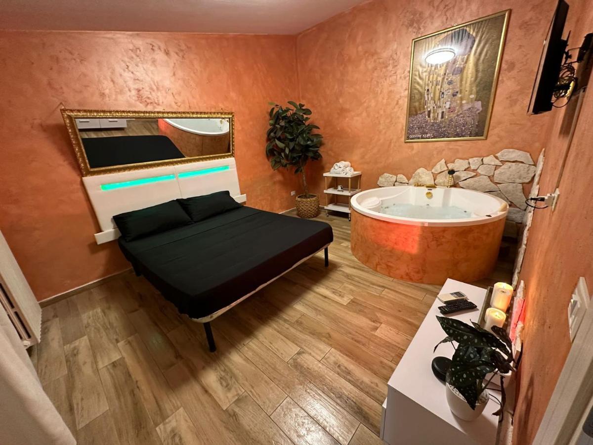 Atena Apartments B&B Gold Pescara Dış mekan fotoğraf